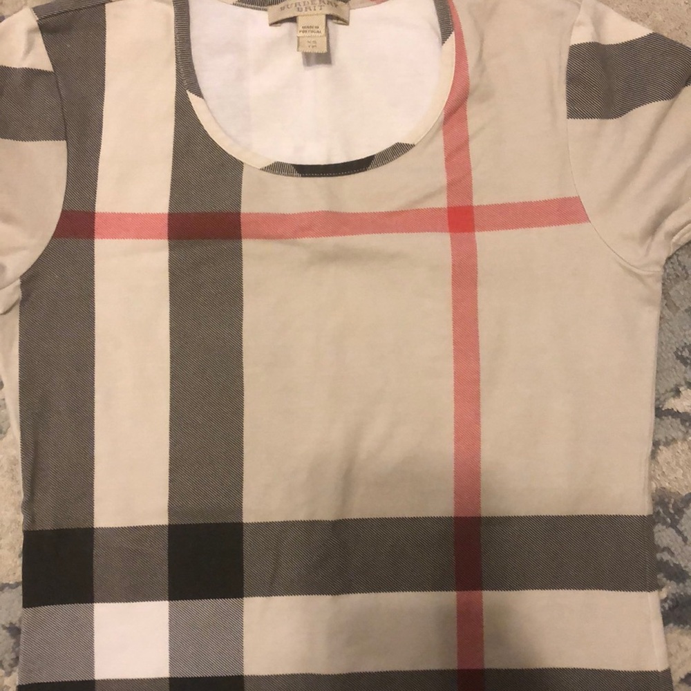 Burberry T-shirt